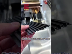 Flexível bordado de borda de aço inoxidável impermeável e flexível perfeito para transições de azulejos e pisos de madeira!