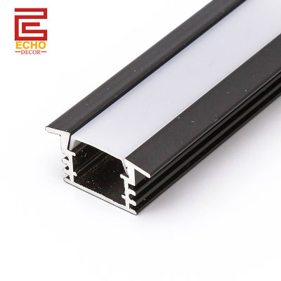 Perfil LED Alu flexível em forma de U Perfil de tira LED preta para decoração de habitação