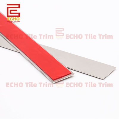 Auto-aderente 304 de aço inoxidável Flat Strip Edge Tile Trim Espessura regularmente 0,5-1,2mm 20mm